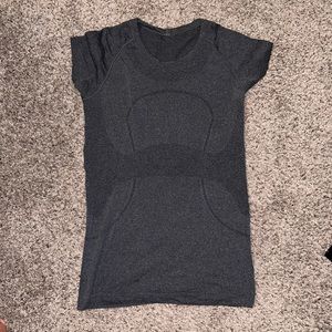 lululemon shirt